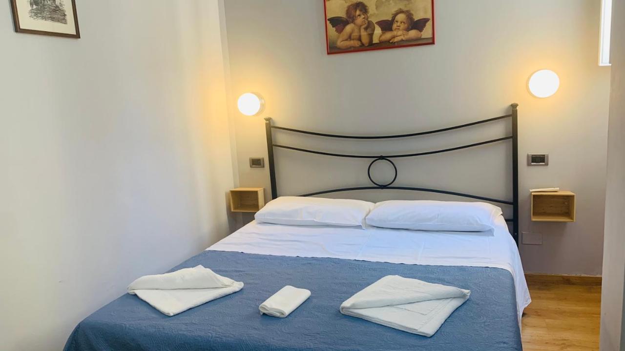 Piccolo Hotel Con Access Ztl !!! Nel Centro Storico Di Firenze !!! Екстер'єр фото