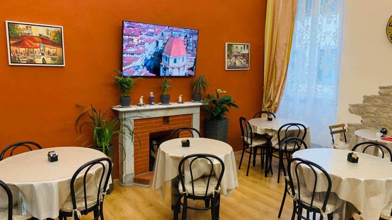 Piccolo Hotel Con Access Ztl !!! Nel Centro Storico Di Firenze !!! Екстер'єр фото