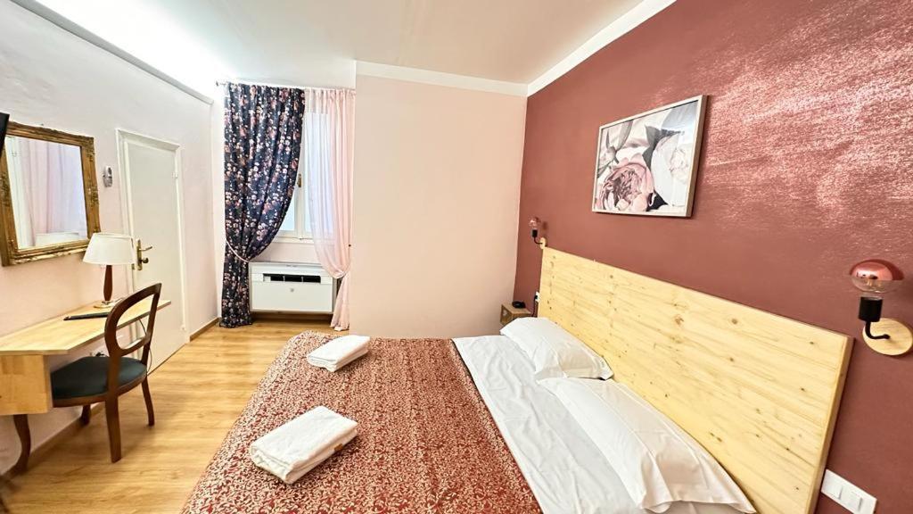Piccolo Hotel Con Access Ztl !!! Nel Centro Storico Di Firenze !!! Екстер'єр фото