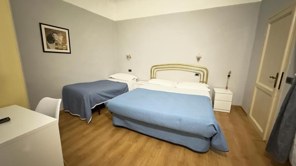 Piccolo Hotel Con Access Ztl !!! Nel Centro Storico Di Firenze !!! Екстер'єр фото