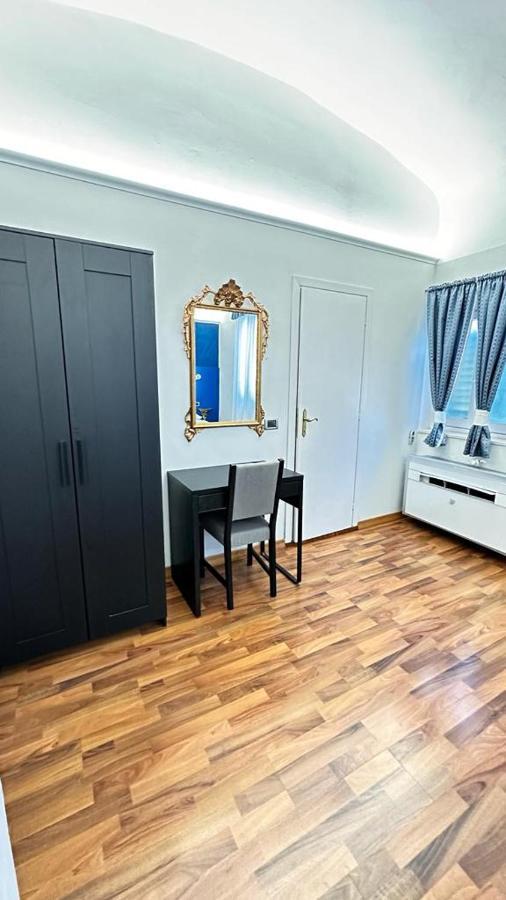 Piccolo Hotel Con Access Ztl !!! Nel Centro Storico Di Firenze !!! Екстер'єр фото