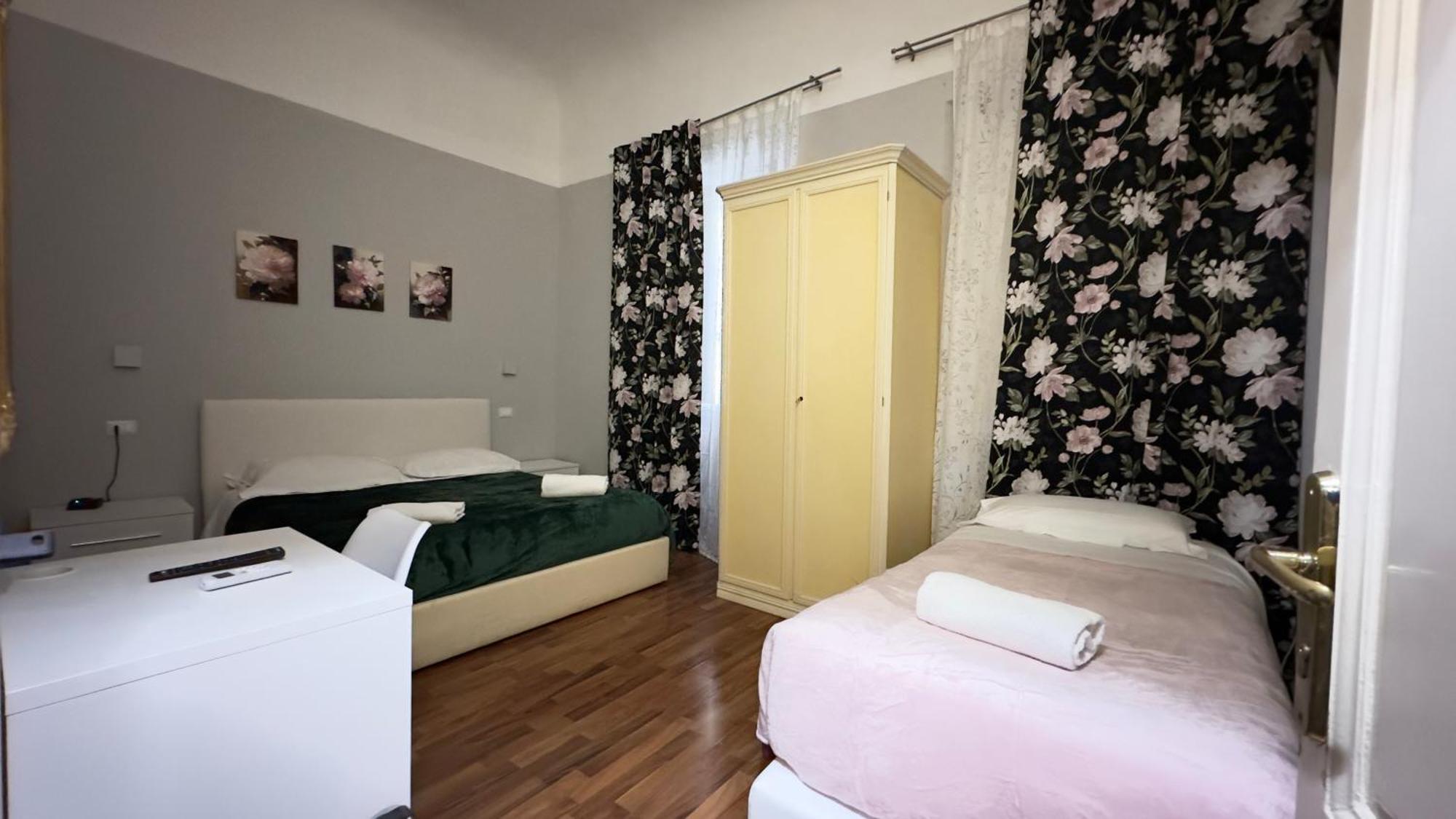 Piccolo Hotel Con Access Ztl !!! Nel Centro Storico Di Firenze !!! Екстер'єр фото