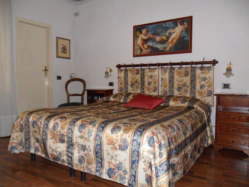 Piccolo Hotel Con Access Ztl !!! Nel Centro Storico Di Firenze !!! Екстер'єр фото