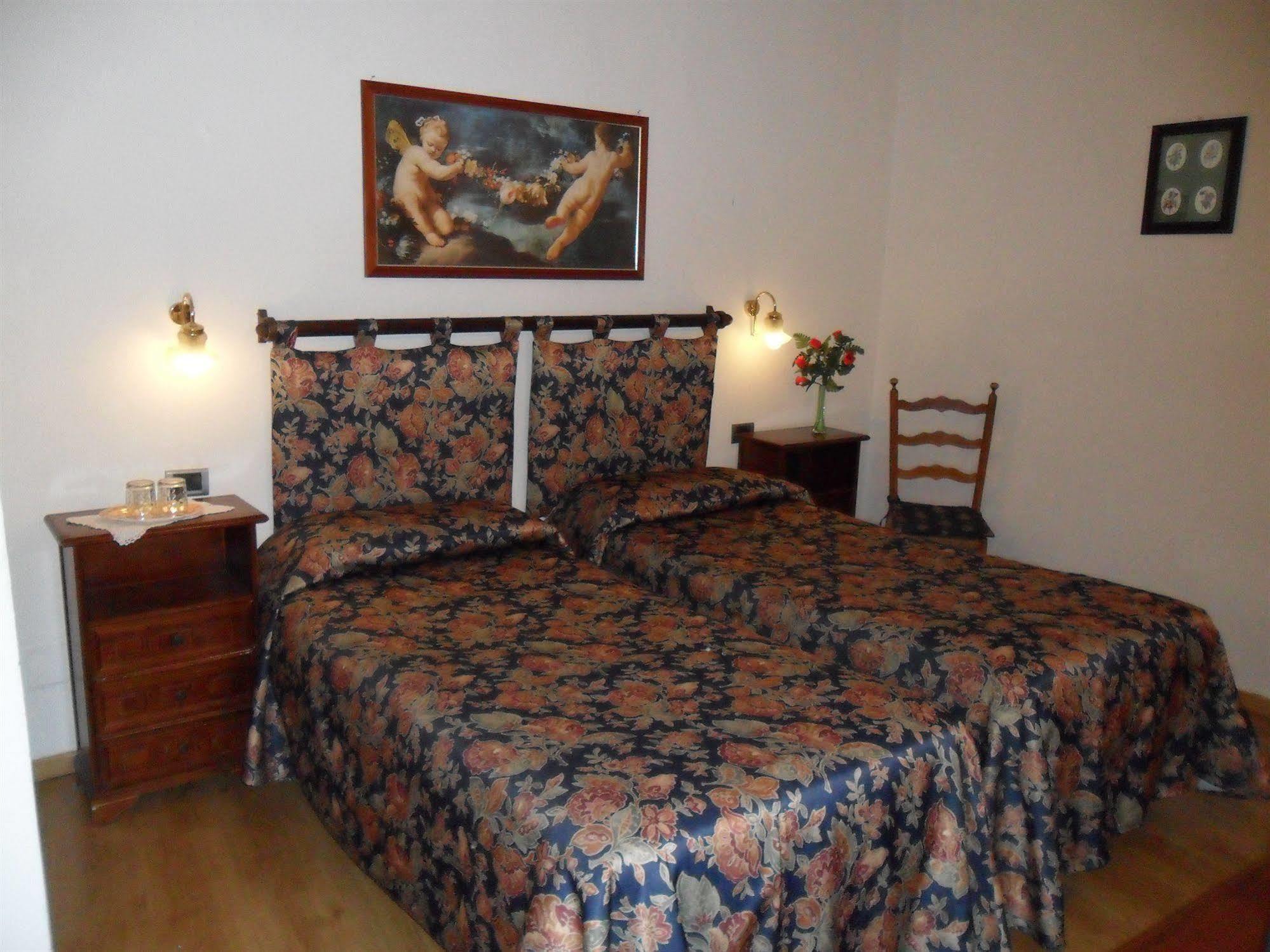 Piccolo Hotel Con Access Ztl !!! Nel Centro Storico Di Firenze !!! Екстер'єр фото